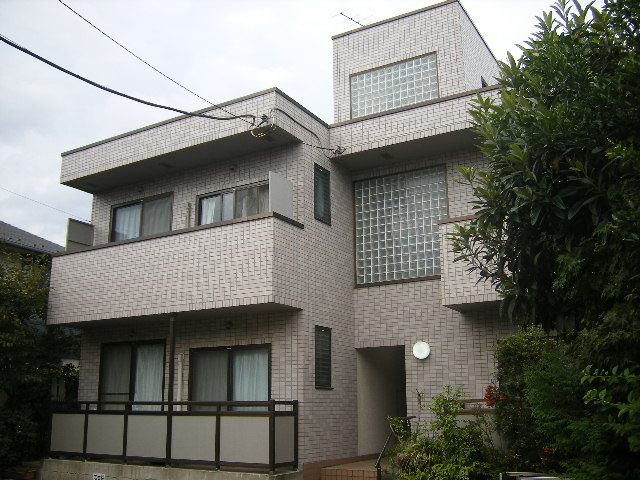 塚越ハイツの外観|物件の外観です