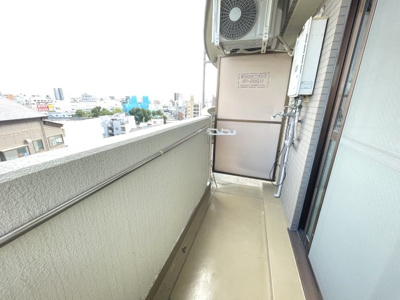 【バルコニー】 | モーニングサンヒルズ | 暖かな日差しのふりそそぐバルコニー