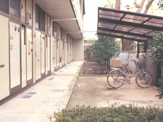 【駐車場】 | 中居