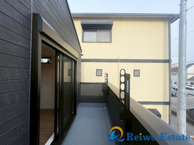 新築戸建　茅ヶ崎市今宿のバルコニー|南向きのバルコニーは洗濯物が良く乾きます♪