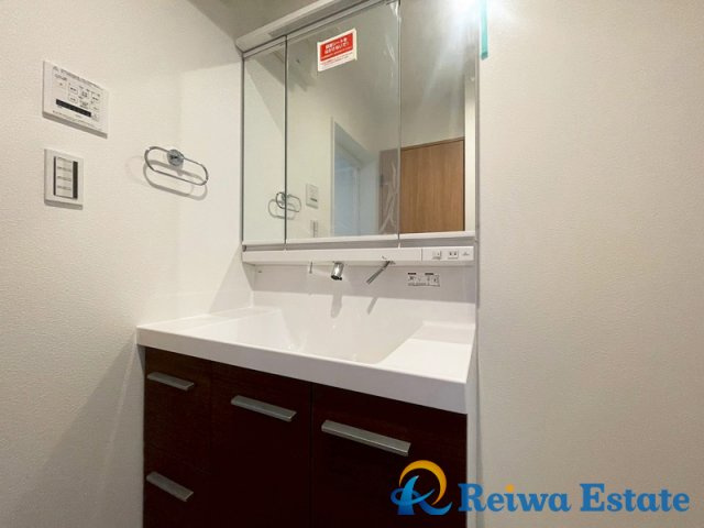 新築戸建　茅ヶ崎市今宿の独立洗面台