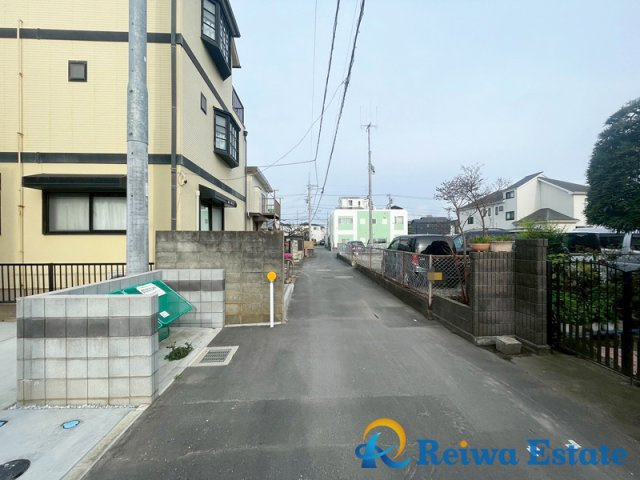 新築戸建　茅ヶ崎市今宿の前面道路含む現地写真