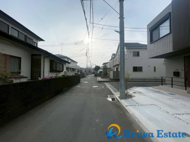 新築戸建　茅ヶ崎市今宿の前面道路含む現地写真