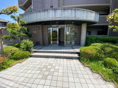 【エントランス】 | フローラ桜塚