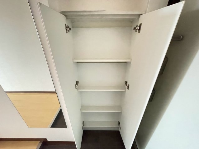 ヴェルドミール小阪の収納