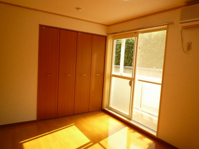 【寝室】 | Ｓｗｉｎｇ１２ | ※同建物同型別のお部屋