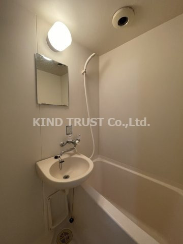 サンロイヤル長柄の浴室|コンパクトで使いやすいお風呂です