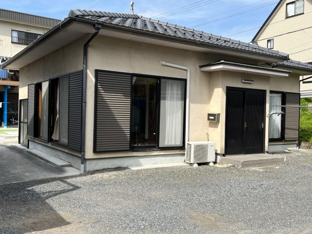 洞田貸家　W邸の外観