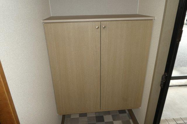 セリエＢの内装|シューズボックス