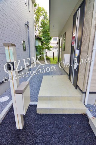 越谷市袋山新築戸建て 地震の揺れを吸収する家QUIE-クワイエ-のエントランス