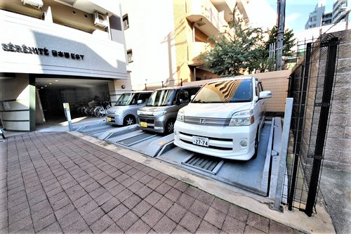 【駐車場】 | セレニテ日本橋EST
