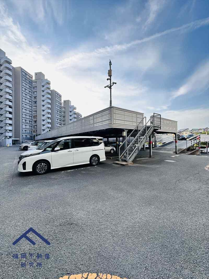 シティパル春日セントレの駐車場