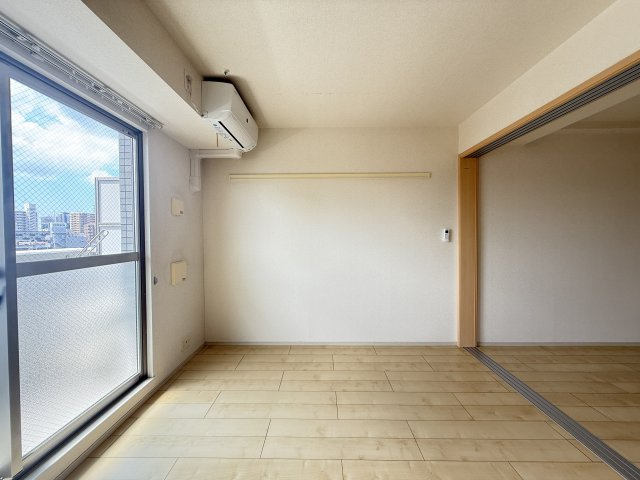 【寝室】 | プリムローズアヴェニュー