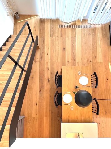 ◎鳥取大通6　「家は品質！」　家具付モデル住宅　”TRETTIO VALO”のダイニング|家族はもちろんお友達が集まって楽しむ場所リビング・ダイニングです♪