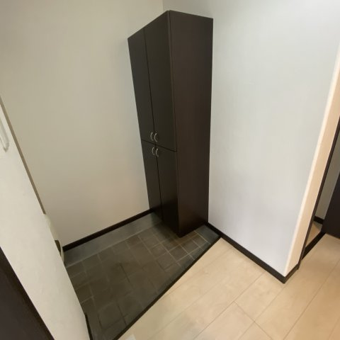 ベルン新生の玄関
