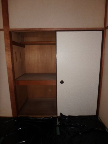 鳩山楓ヶ丘2丁目貸家の収納|和室収納
