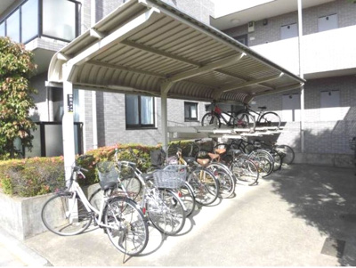 【駐車場】 | ファインコート中野　12591 | 屋根付きの駐輪場で雨の日も安心♪