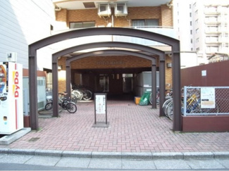 【エントランス】