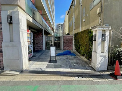 【エントランス】 | ＡＺＥＳＴ日暮里