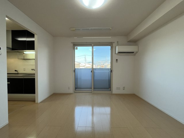 D-Room　Vios(ヴィオス)の居間・リビング