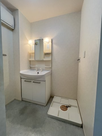 D-Room　Vios(ヴィオス)の洗面所