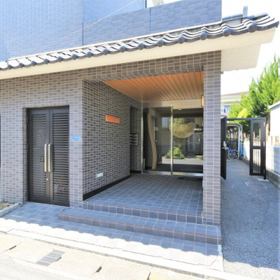 【エントランス】 | ラシィーヌ吹割