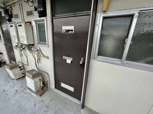 【玄関】 | ソレイユハイツ