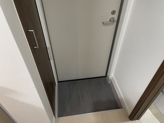 【玄関】