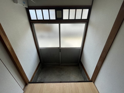 【玄関】 | 島泉1丁目貸家