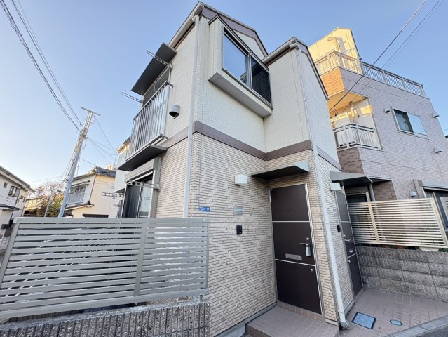 メゾンB・I市川