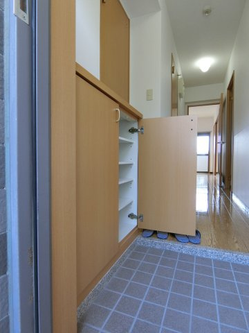 スカイマンションEの玄関