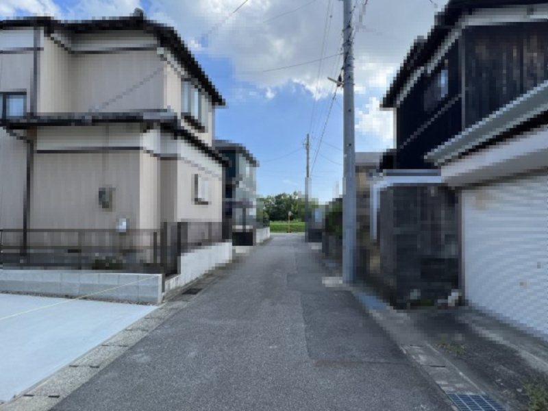 高浜市稗田町第3新築戸建　1号棟の前面道路含む現地写真|高浜市稗田町新築戸建1号棟前面道路写真です。西側公道約4.2ｍ