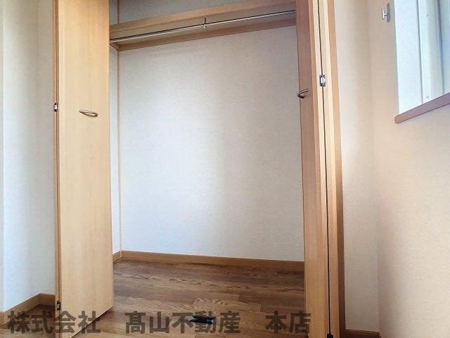 パーミイ・ヒル参番館の収納