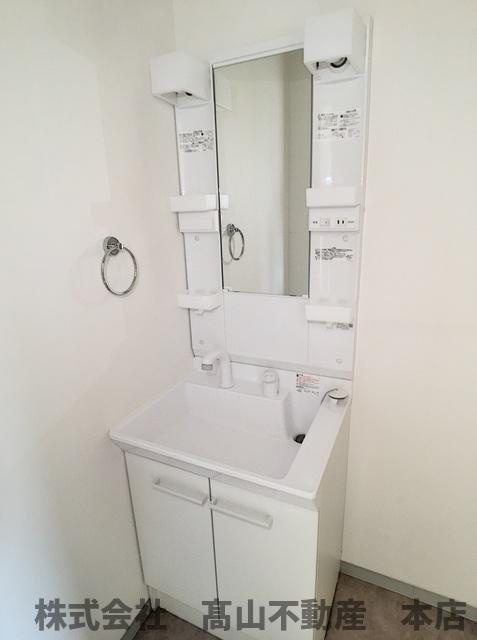 ラフォーレさつき八番館の洗面所