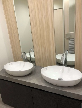 日本橋小網町THビルのトイレ