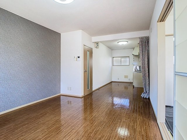 カーディナルESTの内装