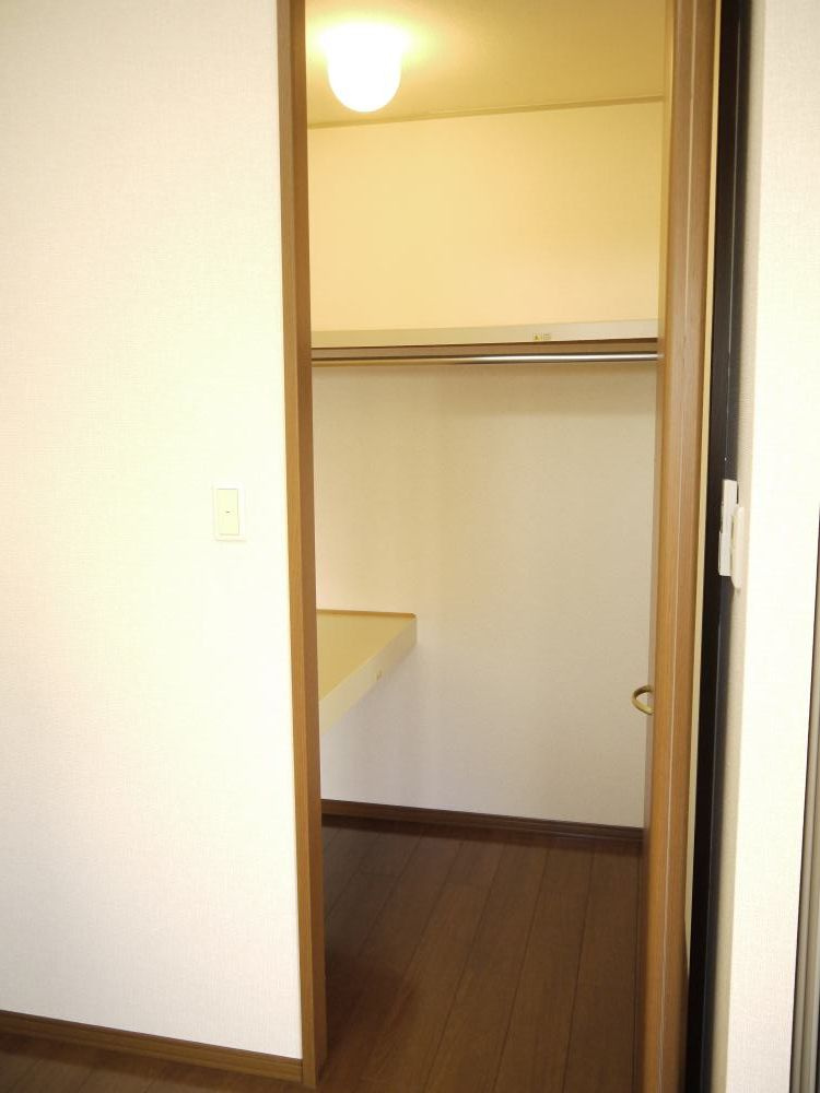 スプランドゥール　Aの収納