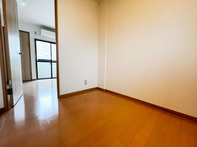 日伸第三マンションの居間・リビング