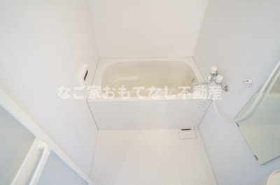 【浴室】 | Ｋｚ　ＳＱＵＡＲＥ | ※写真は別号室