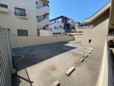 【駐車場】 | 緑地エレガンス2号館