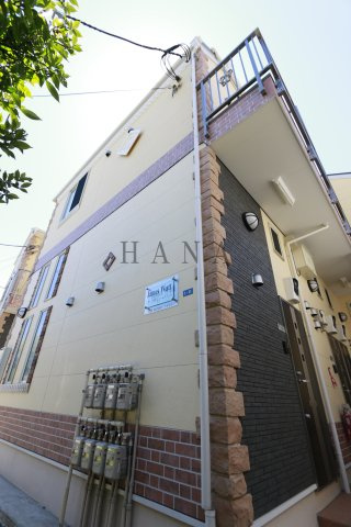 根岸ジェームスワットの外観