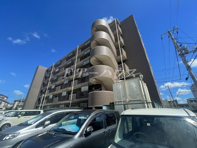 千葉市花見川区幕張本郷３丁目の賃貸マンションの外観