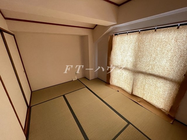 ハーヴェスト本郷の和室