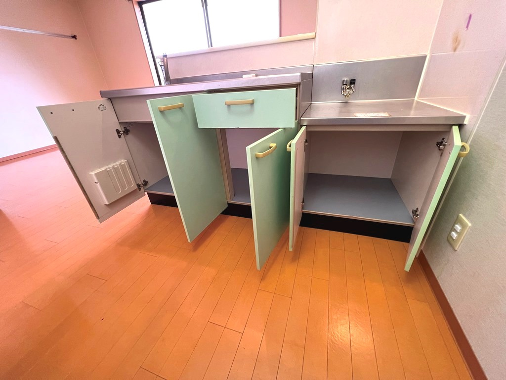 グランドガーデンツインステージ Nのキッチン