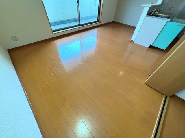 グランドガーデンツインステージ Nの居間・リビング