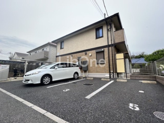 【駐車場】 | メゾン ラフィーネ
