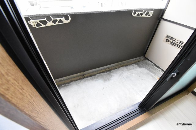 ブランシェ天満　仲介手数料無料のバルコニー
