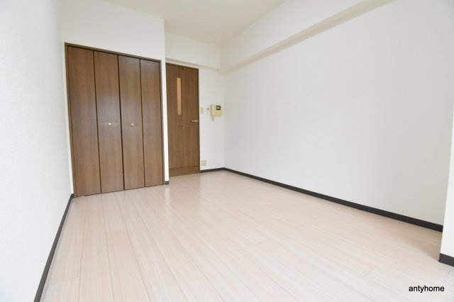 ブランシェ天満　仲介手数料無料の居間・リビング