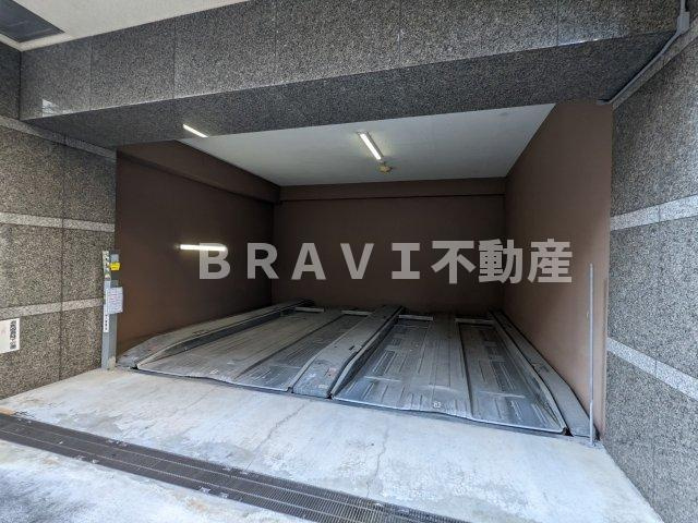 KAISEI大手前 BRAVI不動産の駐車場|【KAISEI大手前】
