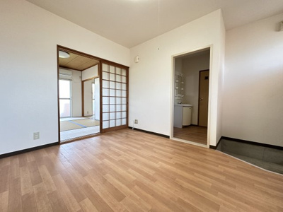 【居間・リビング】 | 西沼ハイツ